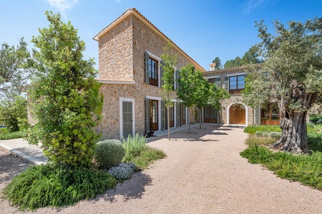 6 soverom Finca/Herregård til salgs i Alaró med svømmebasseng garasje - € 6 425 000 (Ref: 9006796)