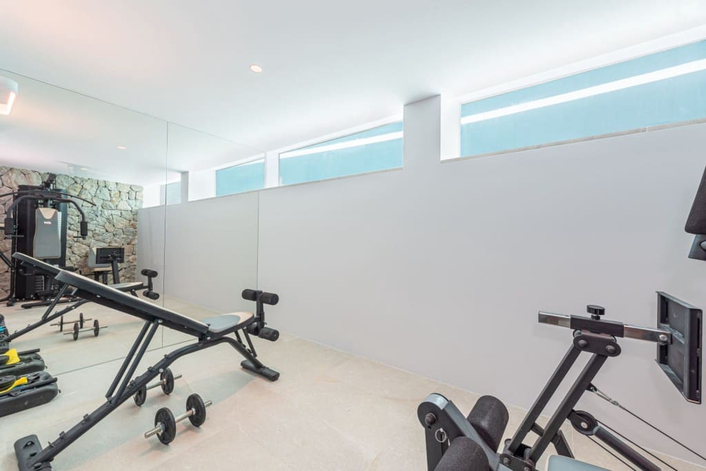 3 bedroom Villa for sale in Alcudia with pool - € 1,900,000 (Ref: 9016816)