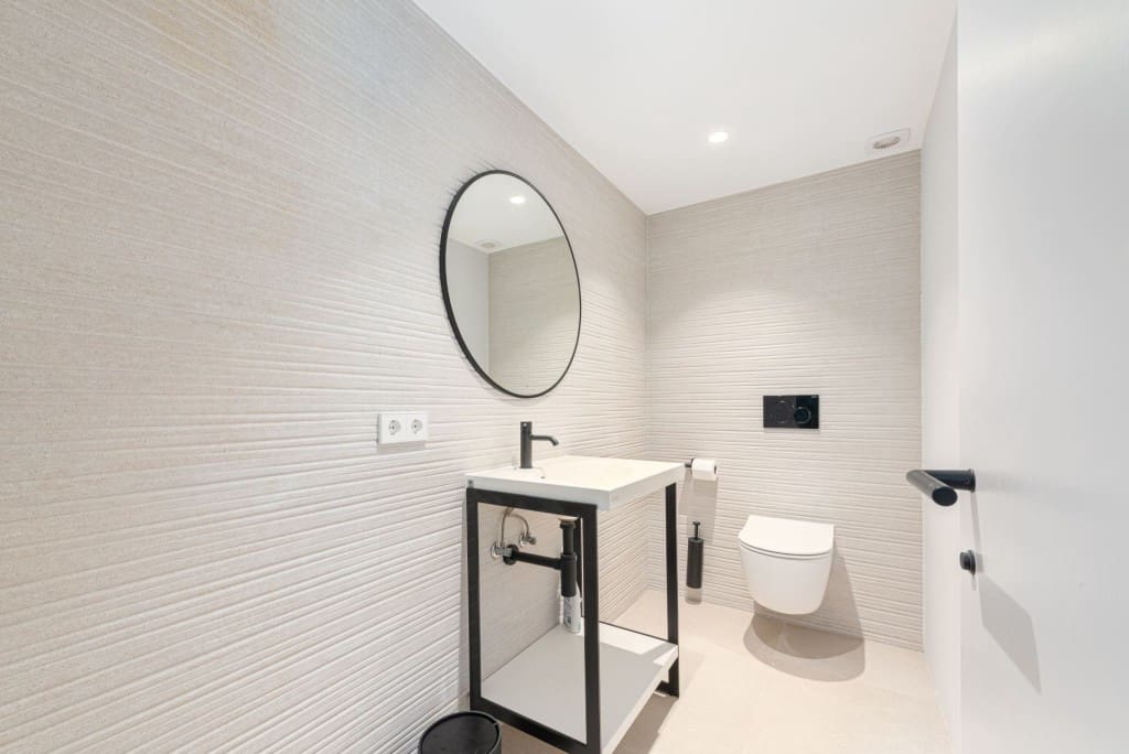 3 bedroom Villa for sale in Alcudia with pool - € 1,900,000 (Ref: 9016816)