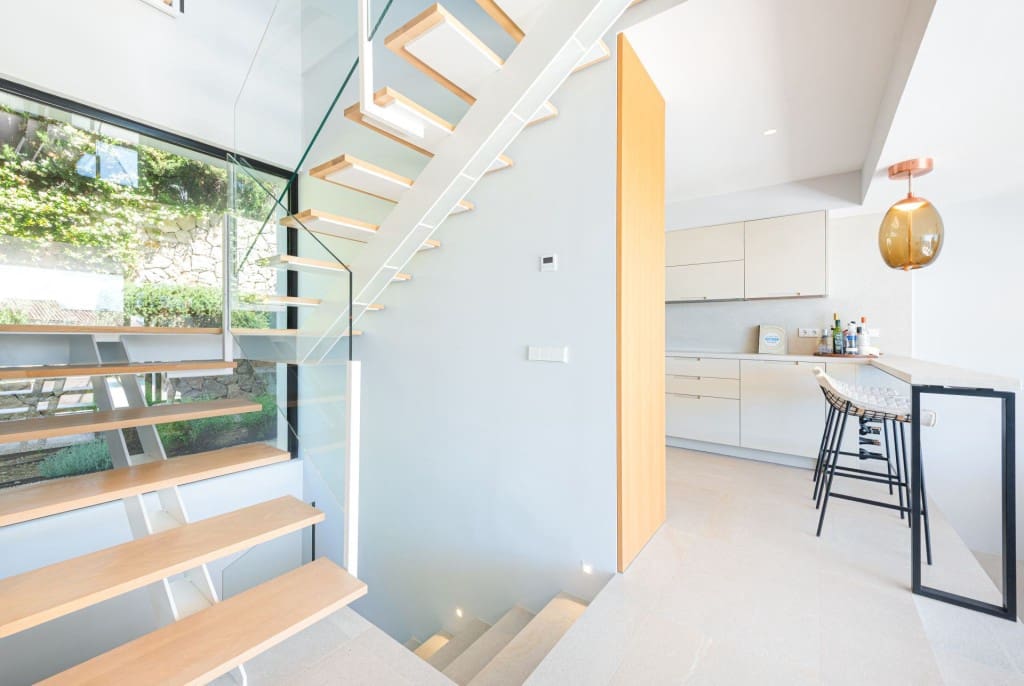 3 bedroom Villa for sale in Alcudia with pool - € 1,900,000 (Ref: 9016816)