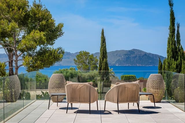 4 slaapkamer Villa te koop in Mal Pas-Bon Aire, Alcúdia met zwembad garage - € 3.950.000 (Ref: 9031673)