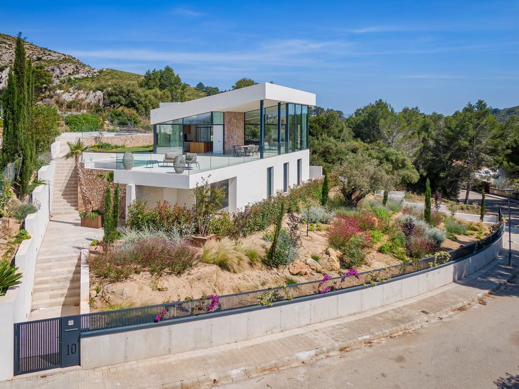 4 soveværelse Villa til salg i Mal Pas-Bon Aire med swimmingpool garage - € 3.950.000 (Ref: 9031673)