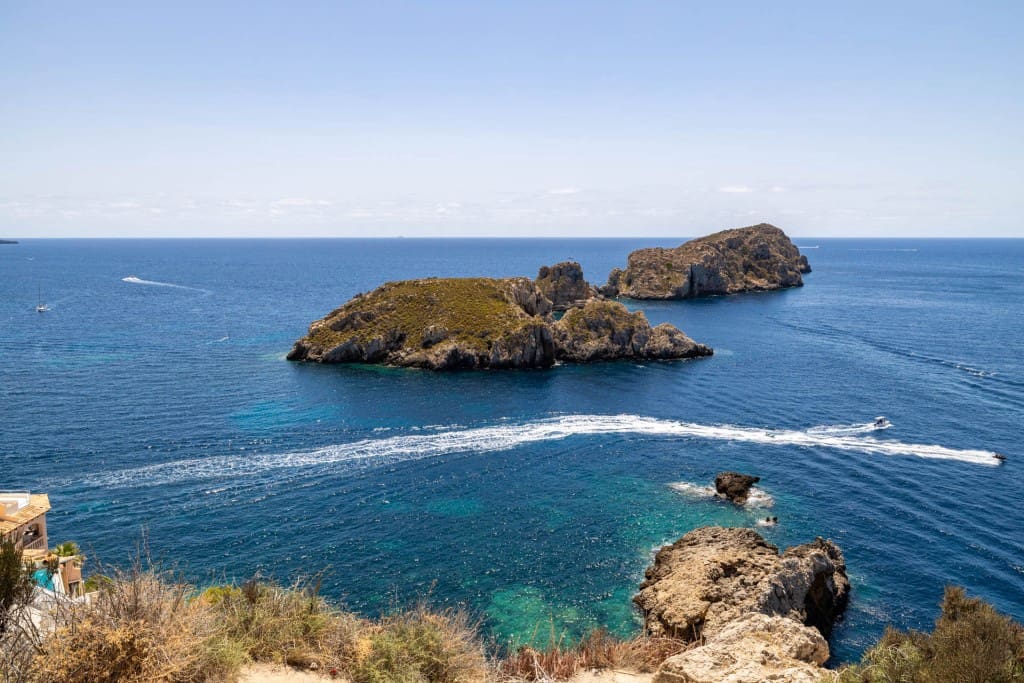 3 sypialnia Willa na sprzedaż w Santa Ponsa z basenem garażem - 2 200 000 € (Ref: 9031674)