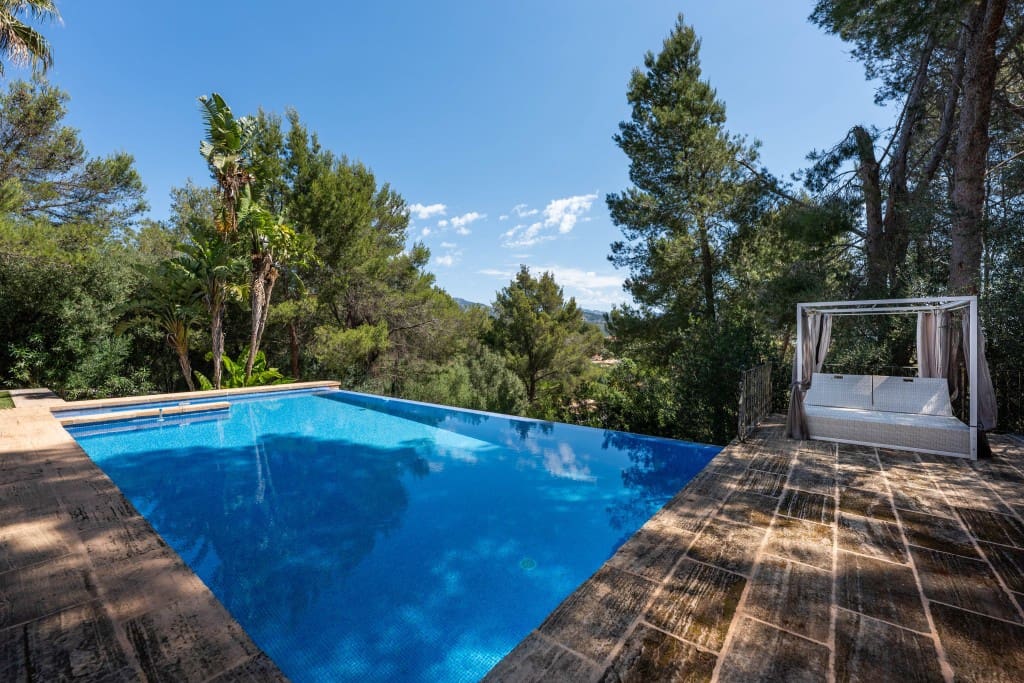 4 soverom Villa til salgs i Esporles med svømmebasseng garasje - € 3 195 000 (Ref: 9031676)