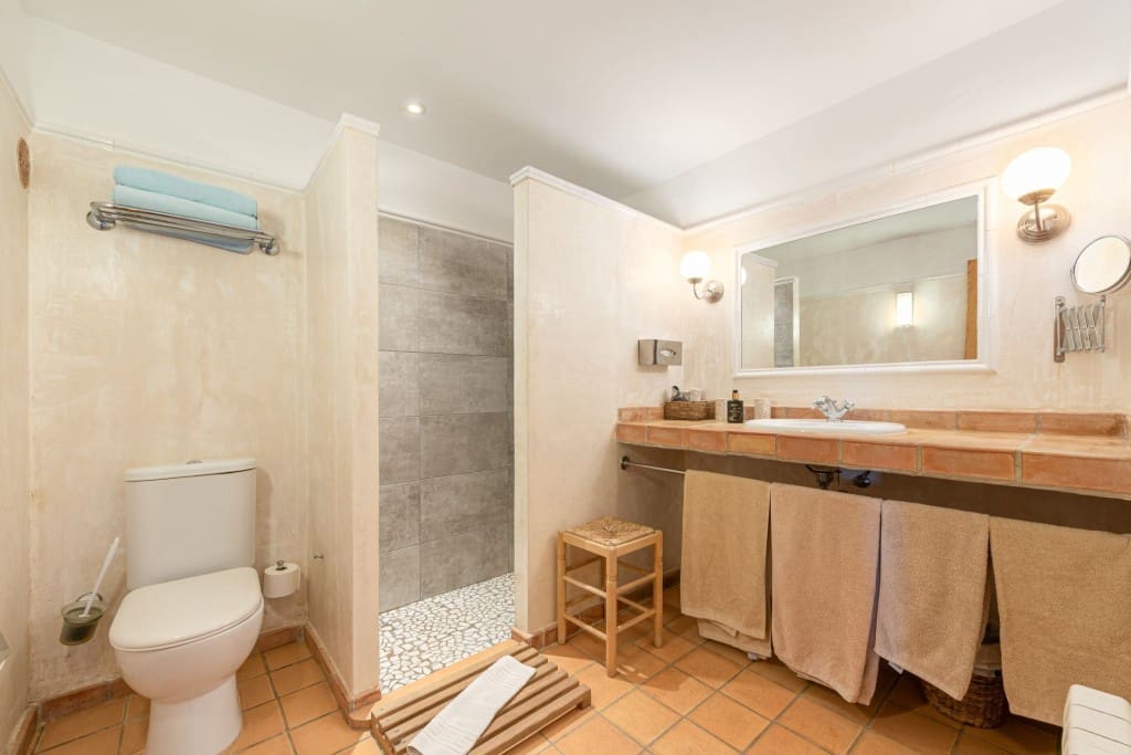 11 soverom Finca/Herregård til salgs i Petra med svømmebasseng - € 2 900 000 (Ref: 9042061)