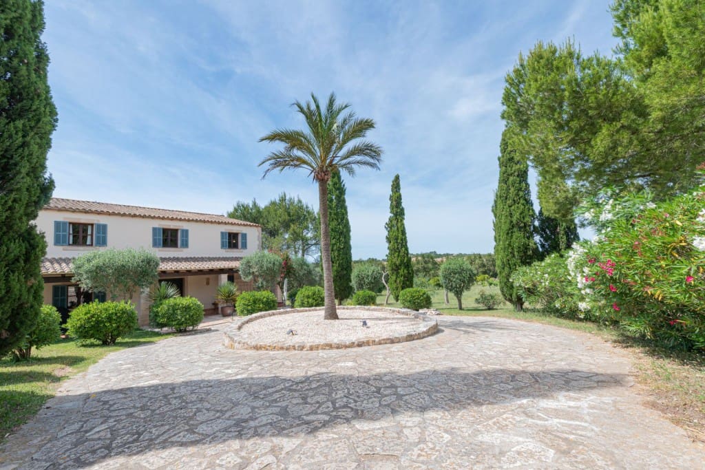 11 soverom Finca/Herregård til salgs i Petra med svømmebasseng - € 2 900 000 (Ref: 9042061)