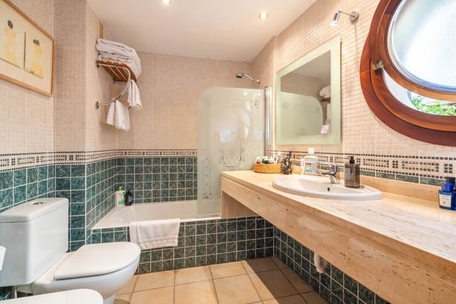 4 sypialnia Apartament na sprzedaż w Palma de Mallorca z garażem - 1 400 000 € (Ref: 9050852)