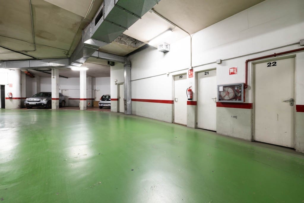 4 bedroom Apartment for sale in Palma de Mallorca with garage - € 1,400,000 (Ref: 9050852)