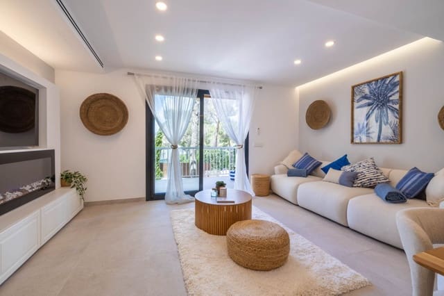 2 sypialnia Apartament na sprzedaż w Santa Ponsa, Calvià z basenem garażem - 975 000 € (Ref: 9059050)