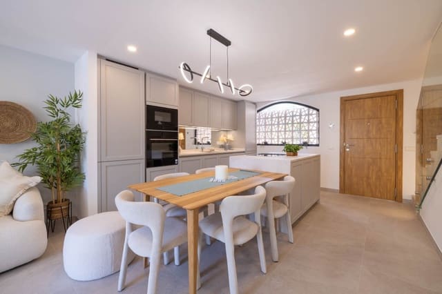 2 sypialnia Apartament na sprzedaż w Santa Ponsa, Calvià z basenem garażem - 975 000 € (Ref: 9059050)