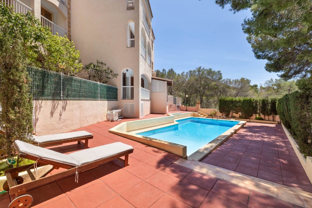 2 sypialnia Apartament na sprzedaż w Santa Ponsa z basenem garażem - 975 000 € (Ref: 9059050)