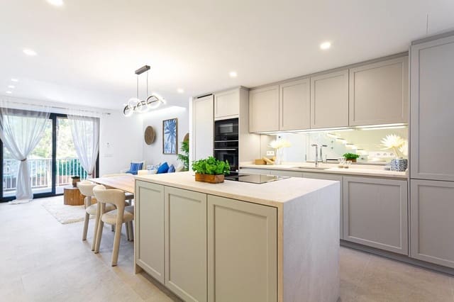 2 bedroom Apartment for sale in Santa Ponsa, Calvià with pool garage - € 925,000 (Ref: 9059050)