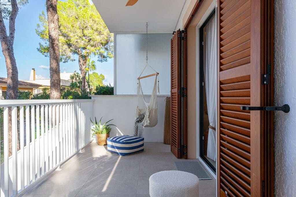 2 sypialnia Apartament na sprzedaż w Santa Ponsa z basenem garażem - 925 000 € (Ref: 9059050)