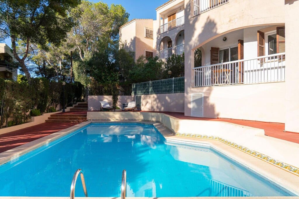 2 sypialnia Apartament na sprzedaż w Santa Ponsa z basenem garażem - 925 000 € (Ref: 9059050)
