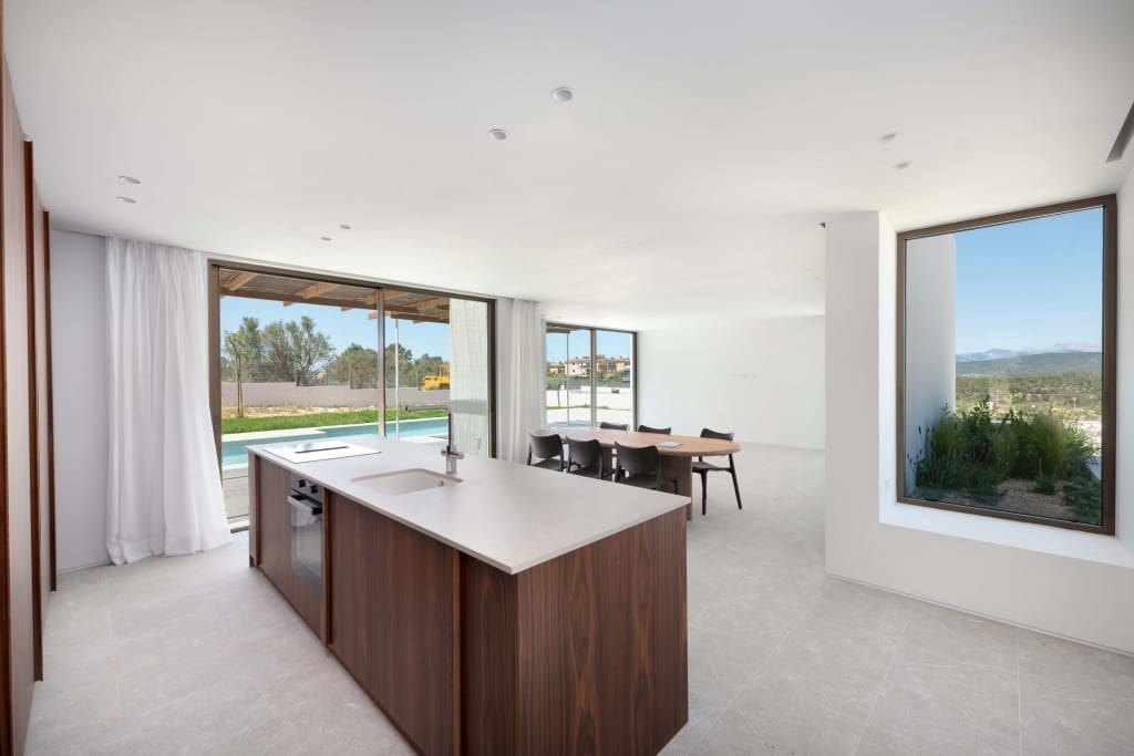 6 bedroom Villa for sale in Son Gual with pool - € 2,640,000 (Ref: 9073207)