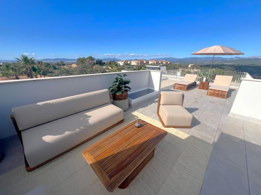 6 bedroom Villa for sale in Son Gual with pool - € 2,640,000 (Ref: 9073207)