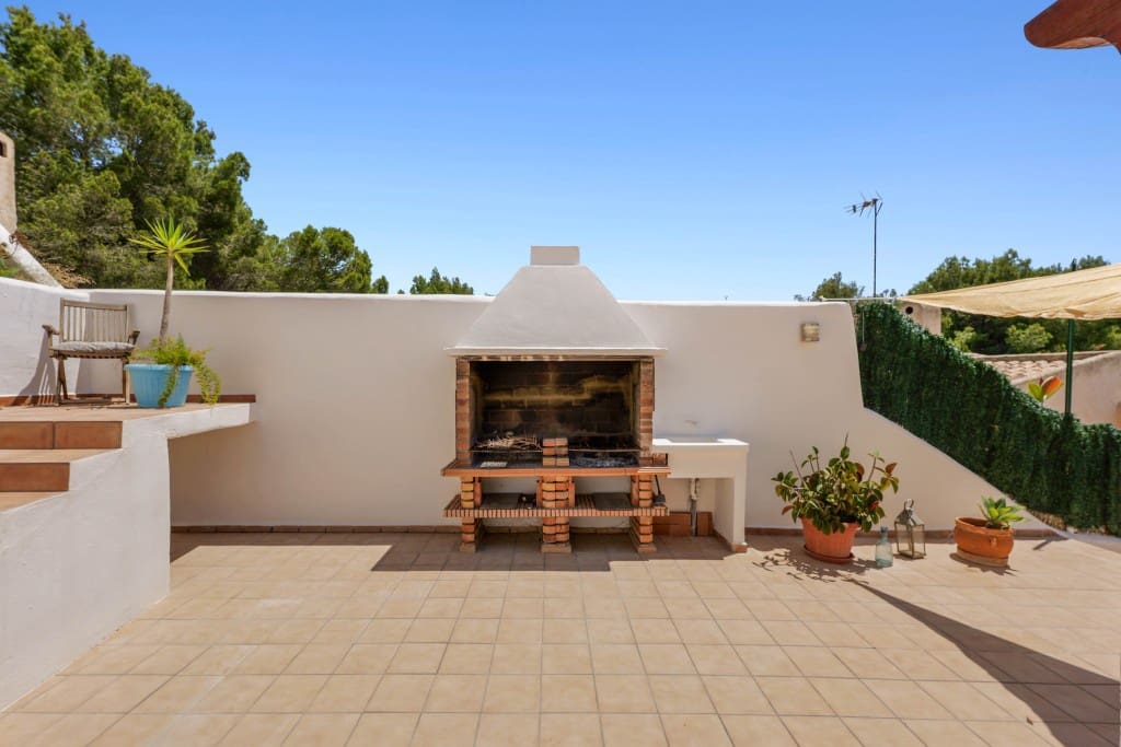 4 soveværelse Villa til salg i Costa de la Calma med swimmingpool garage - € 1.350.000 (Ref: 9098936)