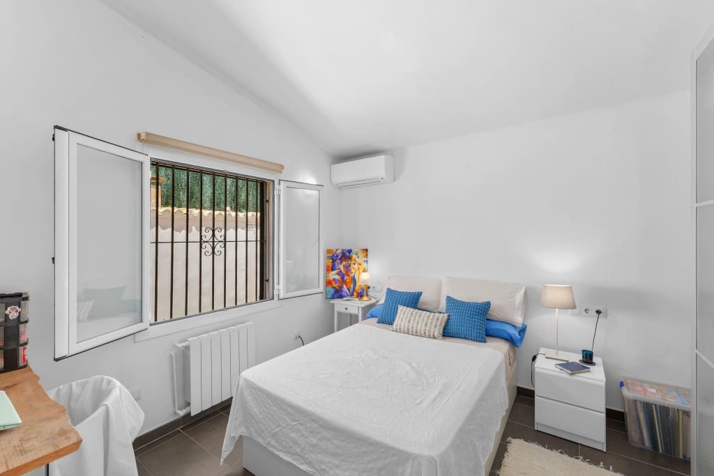 4 soveværelse Villa til salg i Costa de la Calma med swimmingpool garage - € 1.350.000 (Ref: 9098936)