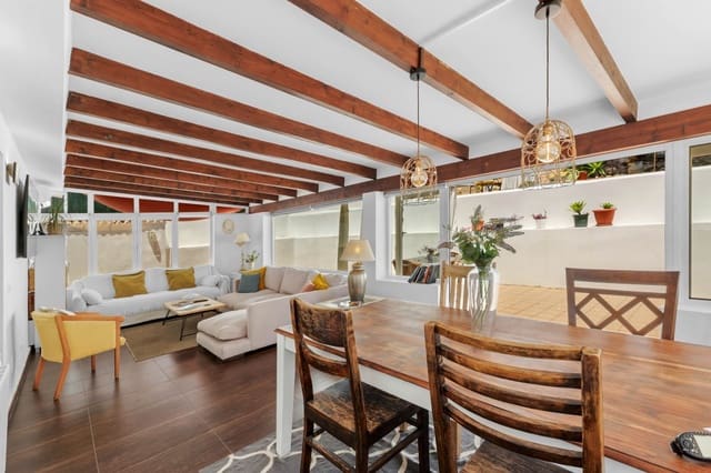 4 slaapkamer Villa te koop in Costa de la Calma, Calvià met zwembad garage - € 1.350.000 (Ref: 9098936)