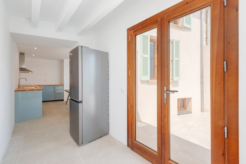 3 soverom Hus til salgs i Campanet med svømmebasseng - € 795 000 (Ref: 9098937)