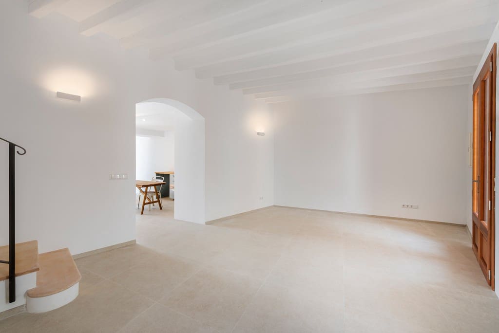 3 soverom Hus til salgs i Campanet med svømmebasseng - € 795 000 (Ref: 9098937)