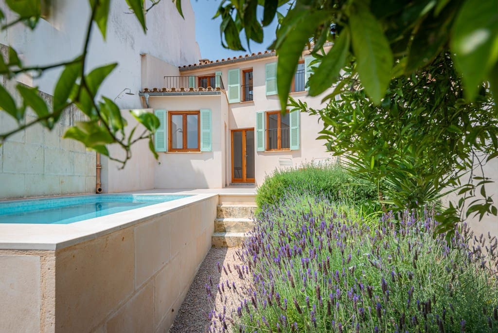 3 soverom Hus til salgs i Campanet med svømmebasseng - € 795 000 (Ref: 9098937)