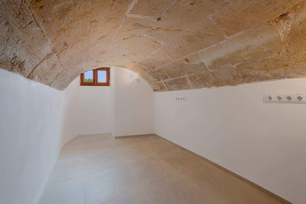 3 soverom Hus til salgs i Campanet med svømmebasseng - € 795 000 (Ref: 9098937)