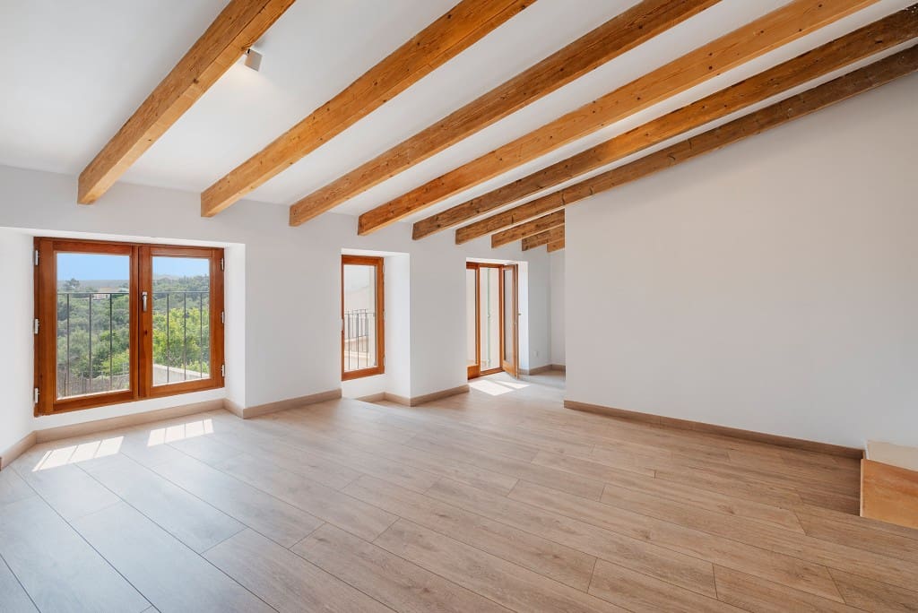 3 soverom Hus til salgs i Campanet med svømmebasseng - € 795 000 (Ref: 9098937)