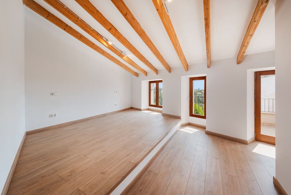 3 soverom Hus til salgs i Campanet med svømmebasseng - € 795 000 (Ref: 9098937)