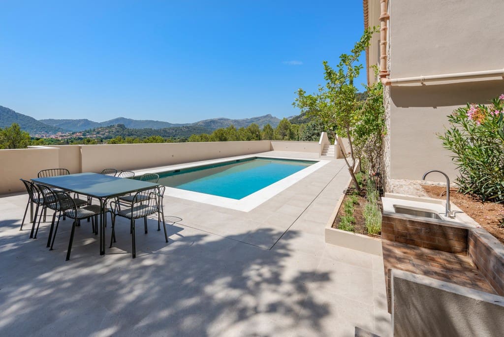 5 soveværelse Villa til salg i Llubi med swimmingpool garage - € 4.950.000 (Ref: 9102776)