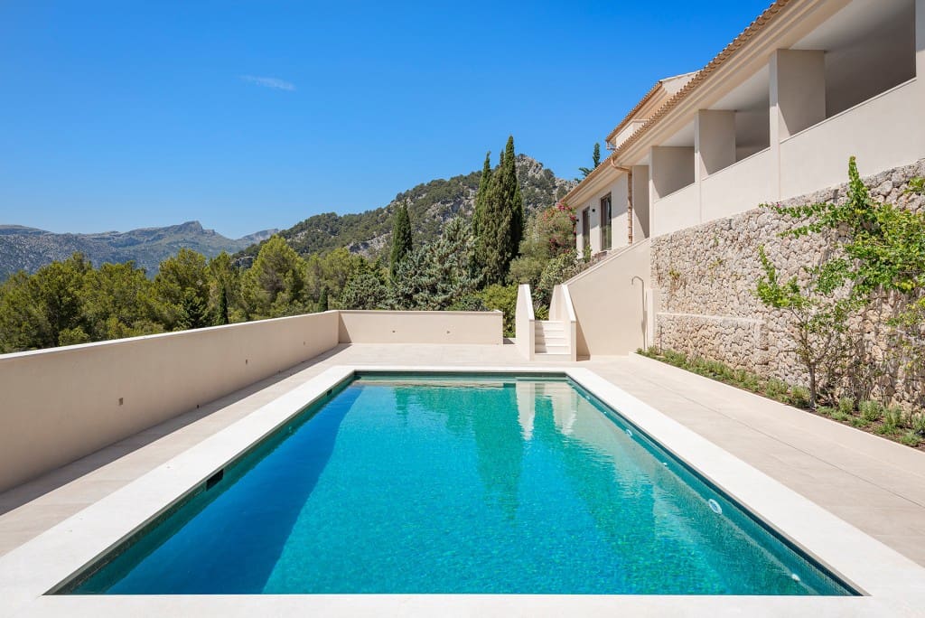 5 soveværelse Villa til salg i Llubi med swimmingpool garage - € 4.950.000 (Ref: 9102776)