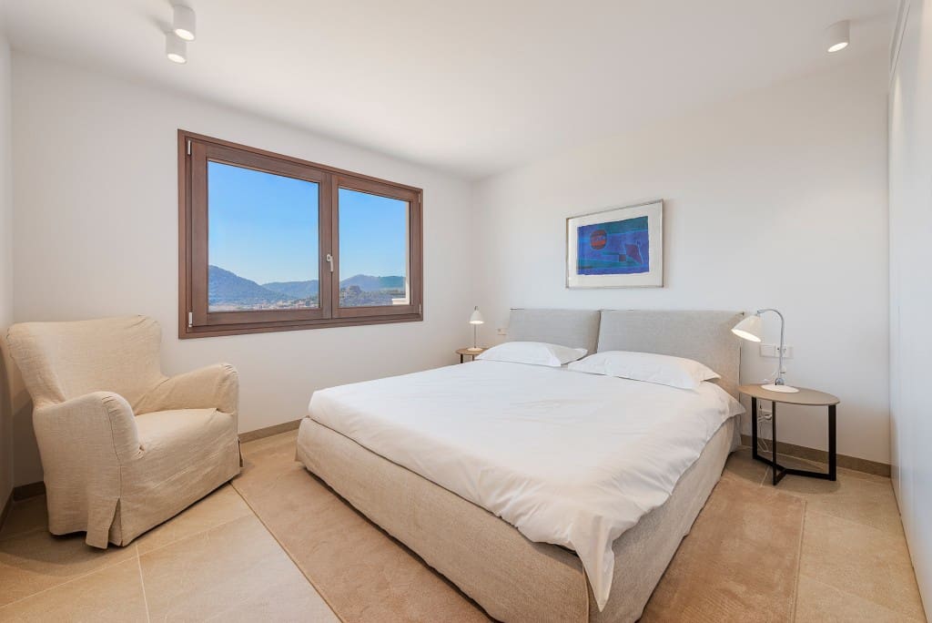 5 soveværelse Villa til salg i Llubi med swimmingpool garage - € 4.950.000 (Ref: 9102776)