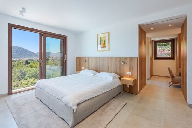 5 bedroom Villa for sale in Llubí with pool garage - € 4,950,000 (Ref: 9102776)