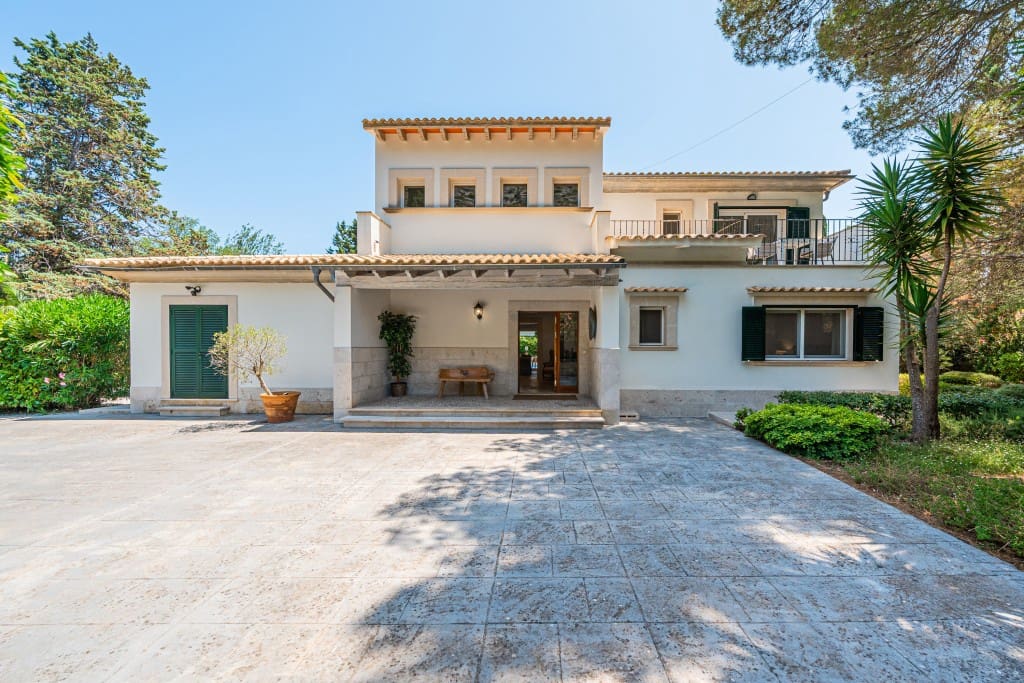 5 soveværelse Villa til salg i Llubi med swimmingpool garage - € 2.925.000 (Ref: 9106368)