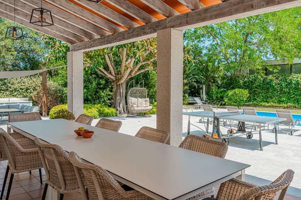 5 soveværelse Villa til salg i Llubi med swimmingpool garage - € 2.925.000 (Ref: 9106368)