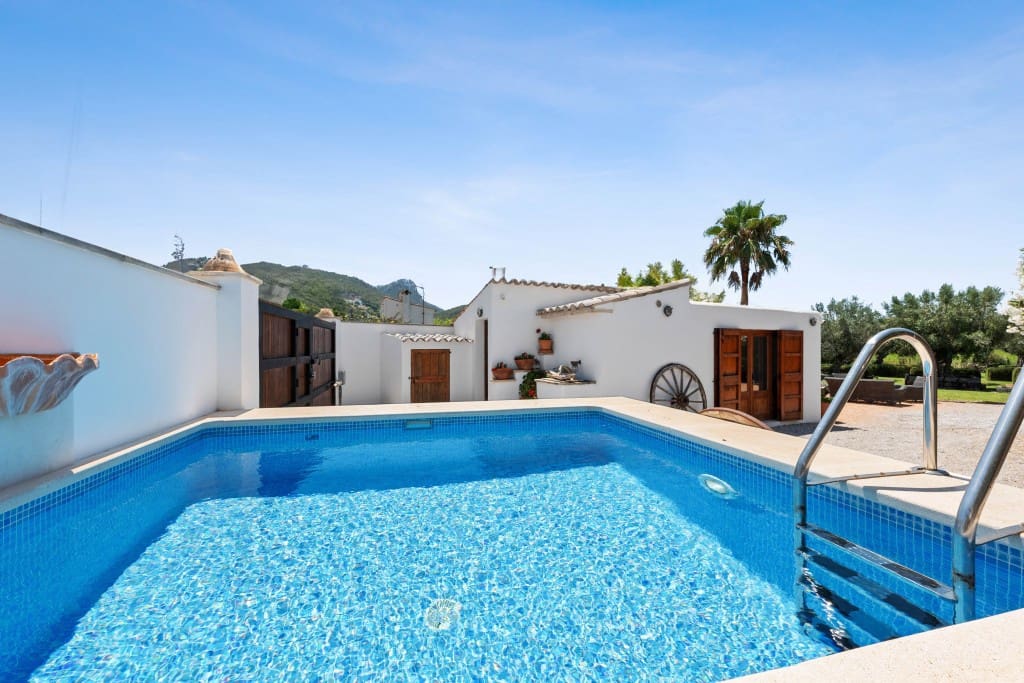 4 soverom Finca/Herregård til salgs i Puerto de Andratx med svømmebasseng - € 2 000 000 (Ref: 9108520)