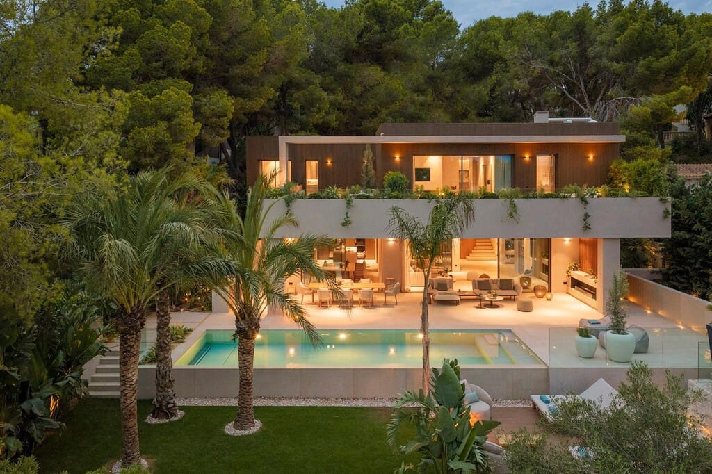 4 soveværelse Villa til salg i Santa Ponsa med swimmingpool garage - € 5.500.000 (Ref: 9115936)