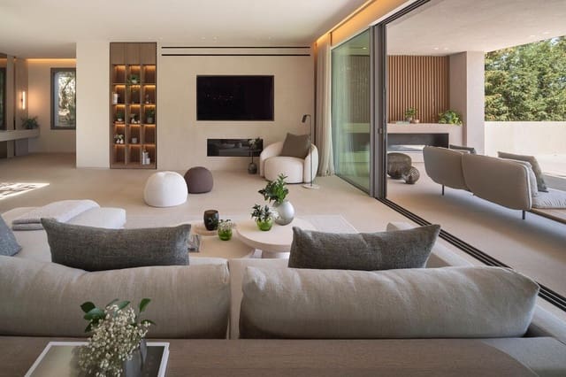 4 bedroom Villa for sale in Santa Ponsa, Calvià with pool garage - € 5,500,000 (Ref: 9115936)