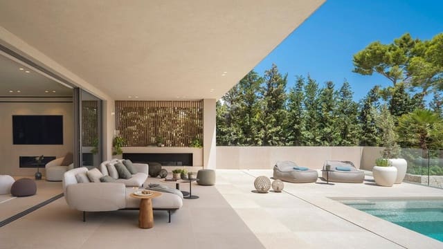 4 bedroom Villa for sale in Santa Ponsa, Calvià with pool garage - € 5,500,000 (Ref: 9115936)