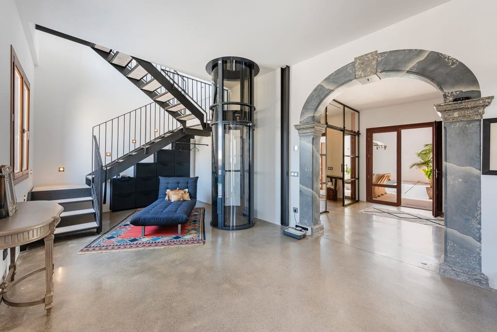 4 soveværelse Byhus til salg i Muro med swimmingpool garage - € 1.650.000 (Ref: 9128058)