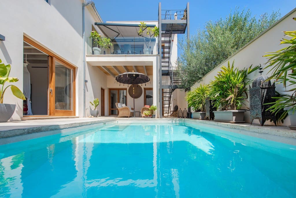 4 soveværelse Byhus til salg i Muro med swimmingpool garage - € 1.650.000 (Ref: 9128058)