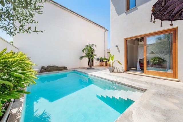 4 soveværelse Byhus til salg i Muro med swimmingpool garage - € 1.750.000 (Ref: 9128058)