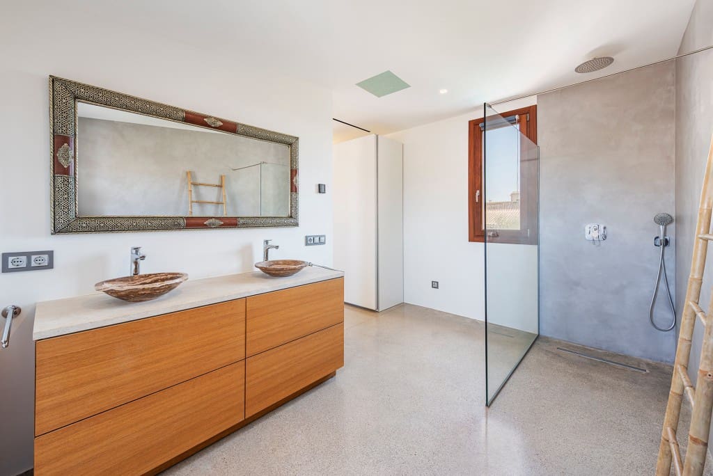 4 soveværelse Byhus til salg i Muro med swimmingpool garage - € 1.650.000 (Ref: 9128058)