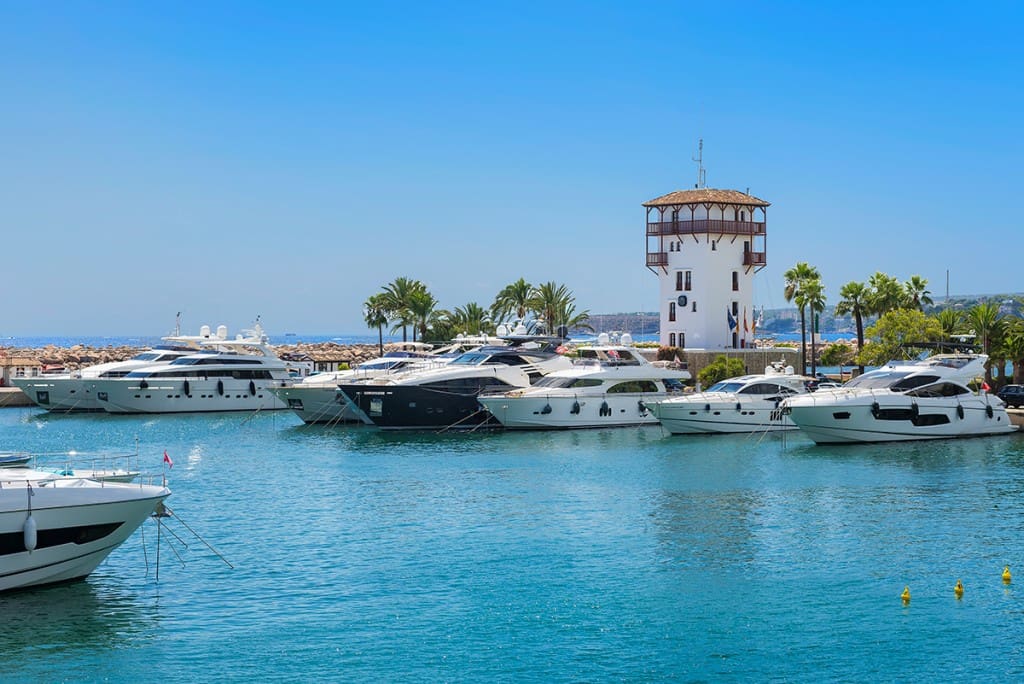 3 sypialnia Dom blizniak na sprzedaż w Portals Nous z basenem garażem - 820 000 € (Ref: 9132197)