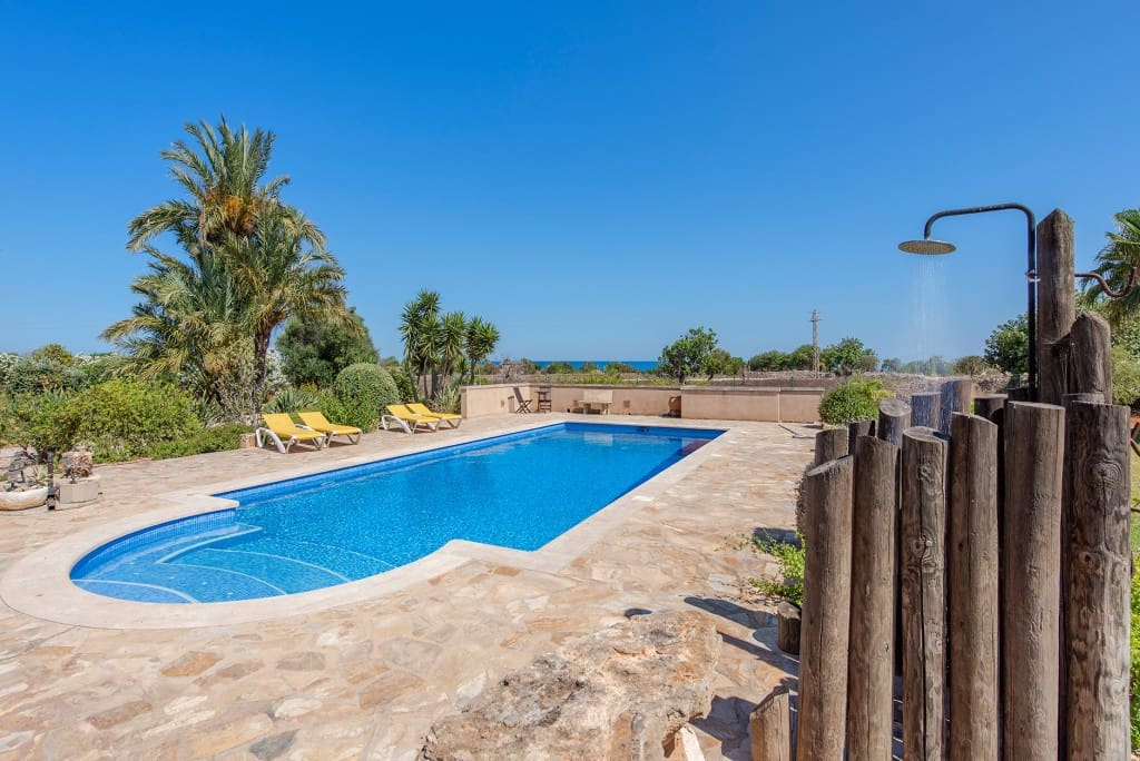 4 soveværelse Finca/Landehus til salg i L'Horta / S'Horta med swimmingpool garage - € 3.200.000 (Ref: 9134217)