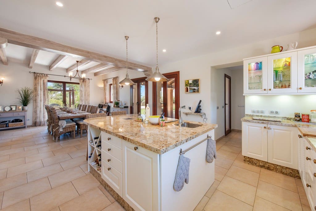 4 soveværelse Finca/Landehus til salg i L'Horta / S'Horta med swimmingpool garage - € 3.200.000 (Ref: 9134217)