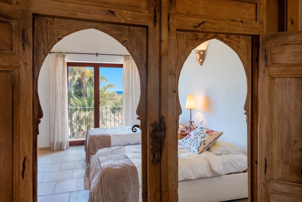 4 soveværelse Finca/Landehus til salg i L'Horta / S'Horta med swimmingpool garage - € 3.200.000 (Ref: 9134217)