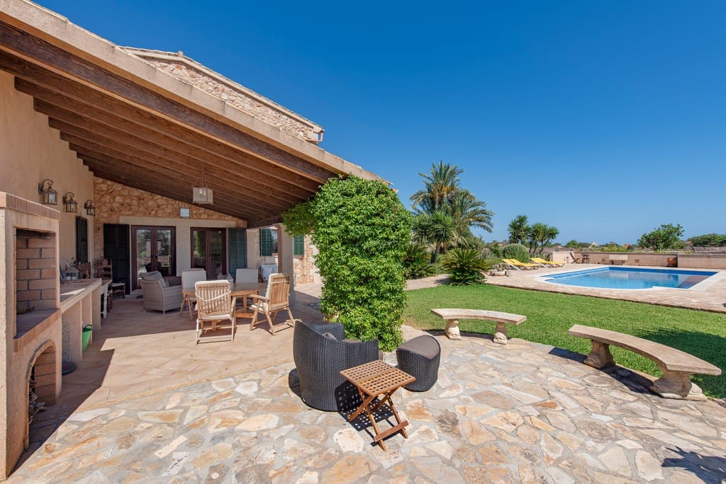 4 soveværelse Finca/Landehus til salg i L'Horta / S'Horta med swimmingpool garage - € 3.200.000 (Ref: 9134217)