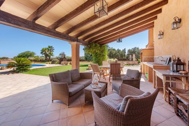 4 slaapkamer Finca/Landhuis te koop in L'Horta / S'Horta, Felanitx met zwembad garage - € 3.200.000 (Ref: 9134217)