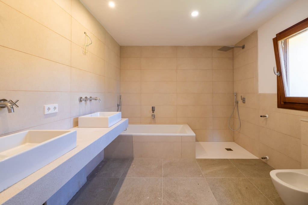 4 soverom Finca/Herregård til salgs i Alaro med svømmebasseng - € 3 200 000 (Ref: 9141456)